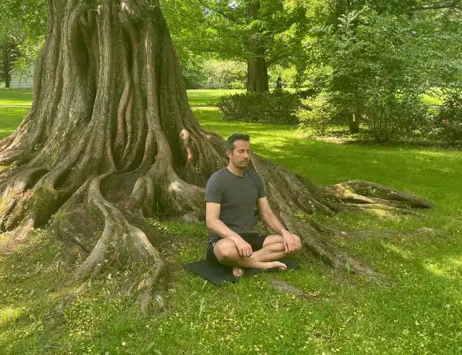 Embodiment Path coaching with Vasilis Mazarakis focused on living transformation with clarity, presence, and alignment in real life
